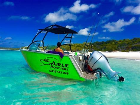 Airlie Beach Luxury Boat Hire
